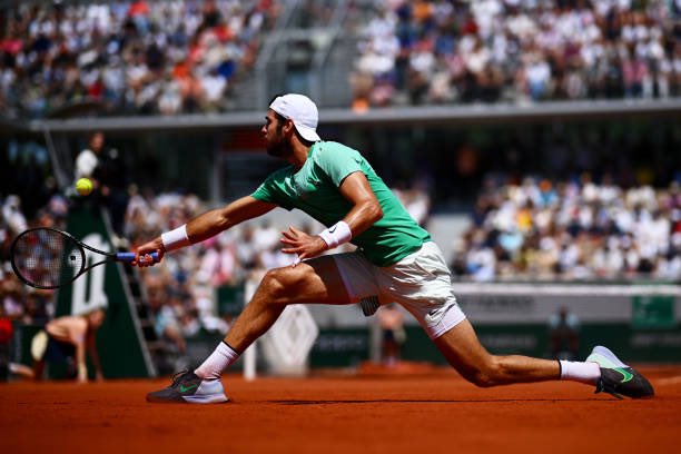 Khachanov Rallies Past Kokkinakis