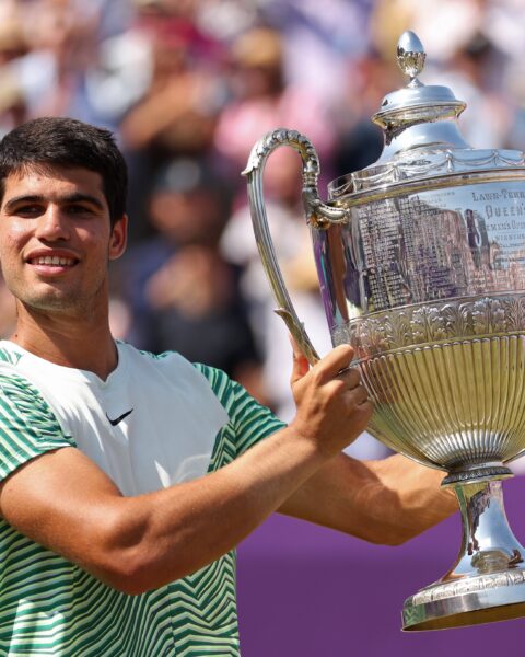 Carlos Alcaraz Ease Past Alex de Minaur 6-4, 6-4 to win first trophy at Cinch Championships, Returns to World No.1 