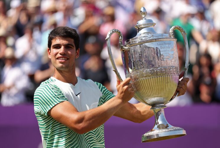 Carlos Alcaraz Ease Past Alex de Minaur 6-4, 6-4 to win first trophy at Cinch Championships, Returns to World No.1 