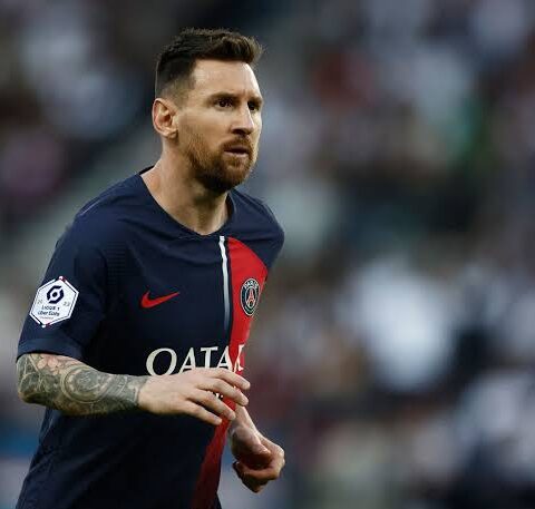 Lionel Messi Responds To Boos By PSG Fans