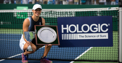 WTA Rankings: Swiatek remains on top; Cocciaretto, Rus reach new highs after title wins