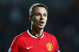 Man Utd Re-sign Former Defender Jonny Evans!