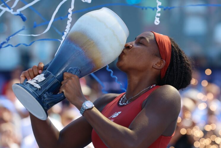 Coco Gauff defeats karolina Muchova in Cincinnati to win first WTA 1000 title