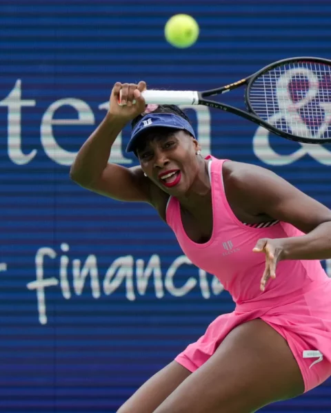 Western & Southern Open: Venus Williams garnered her first Top 20 win in four years with a straight-sets upset of Veronika Kudermetova