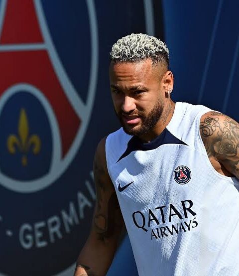 Official: Neymar Moves To Saudi Arabia