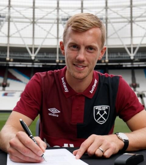 Official: West Ham Signs Ward-Prowse From Southampton