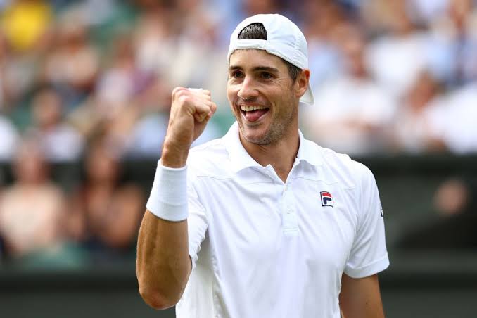 Isner Holds Off Hijikata, Sets Tsitsipas Clash In Los Cabos