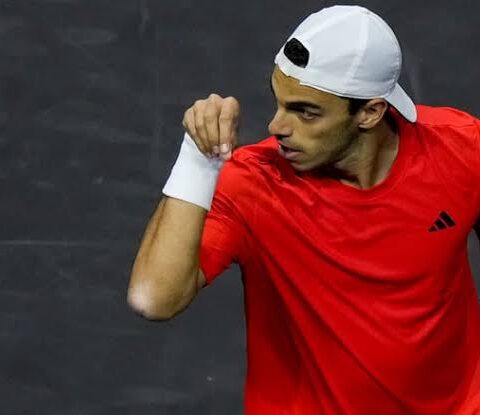 Laver Cup: Francisco Cerundolo defeats Alejandro Davidovich to give team world a 2-0 lead.