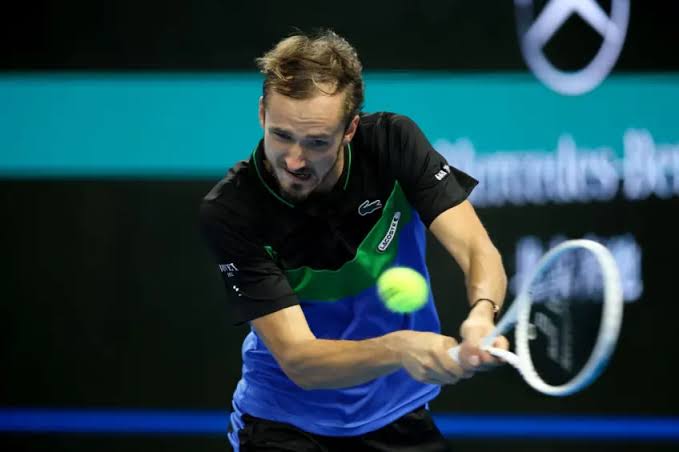 Daniil Medvedev Passes Grigor Dimitrov test to reach quarter finals in Vienna