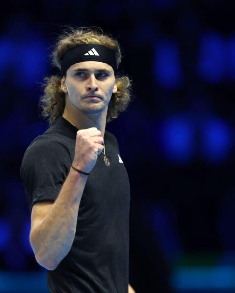 ATP Finals: Alexander Zverev Beats Carlos Alcaraz, Puts team red 1-0 up