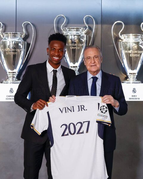 Vinicius Extends Contract With Real Madrid Until 2027