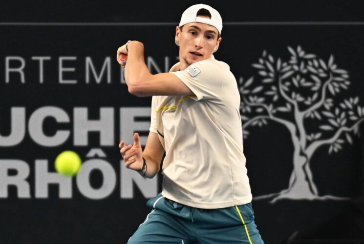 Ugo Humbert upset Hubert Hurkacz to reach the finals in Marseille