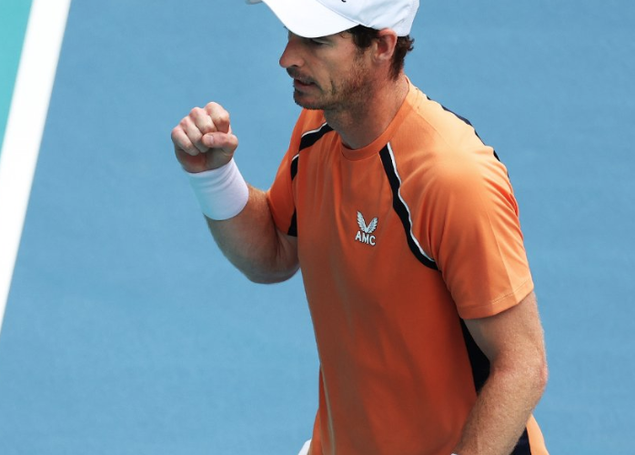 Miami Open: Murray beats Berrettini to reach second round