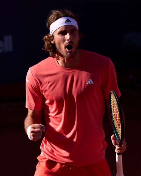 Barcelona Open: Tsitsipas fends off scare to reach the semis