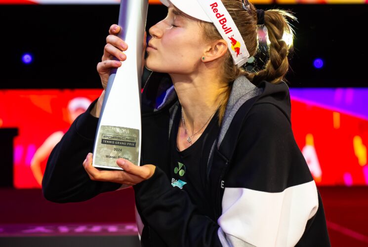 Elena Rybakina wins third title of the season in Stuttgart