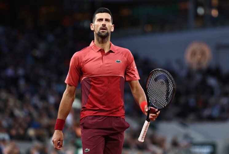 Djokovic advance in Paris after victory against Roberto Carballes Baena