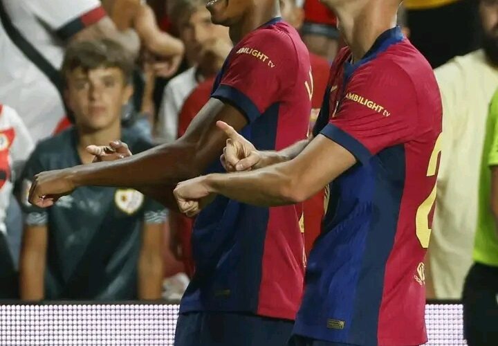 Dani Olmo shines on debut as Barca tops the league