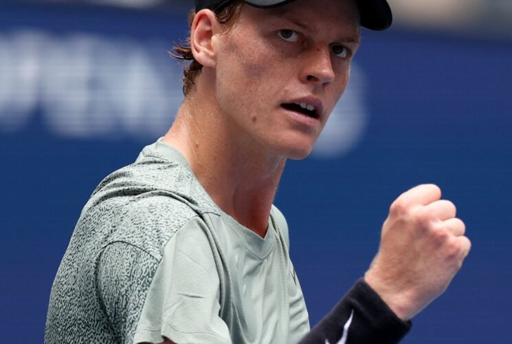 Jannik Sinner takes advantage of Djokovic, Alcaraz slips to reach last 16