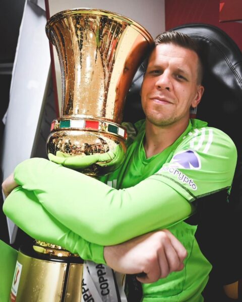 Wojciech Szczesny retires from professional football