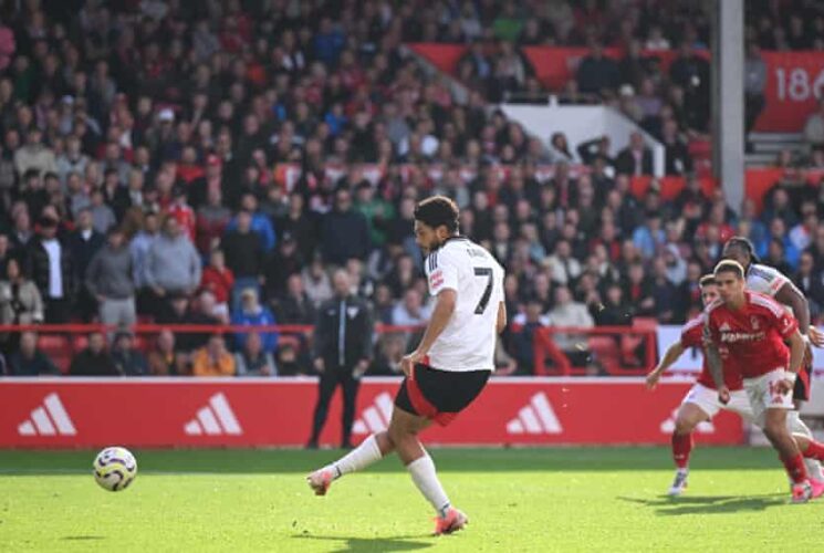 Nottingham Forest defeated as Raúl Jiménez penalty earns Fulham win