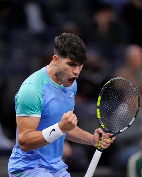 Alcaraz moves past Jarry to reach Paris Masters second round