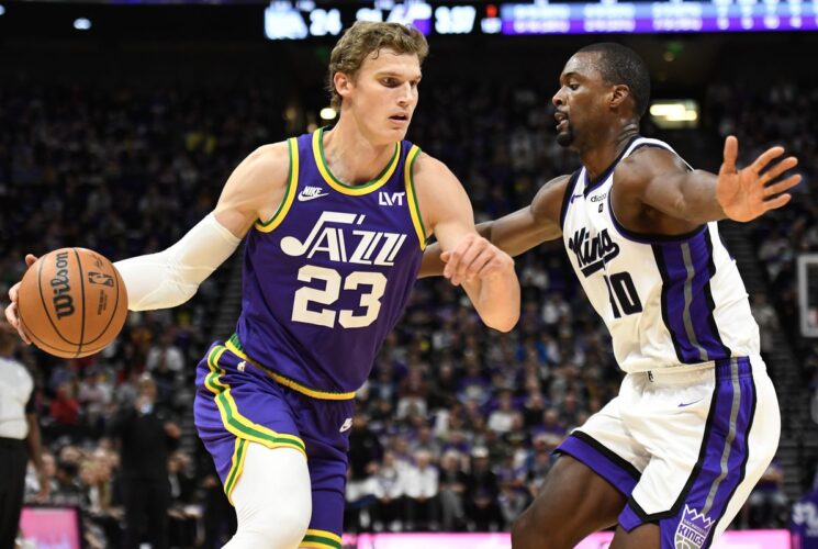 Utah Jazz Hold Off Sacramento Kings 117-114