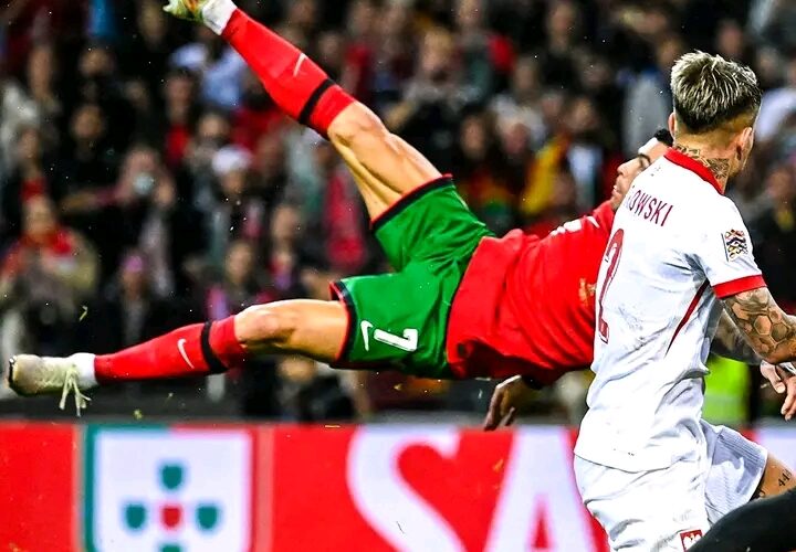 Ronaldo shines as Portugal crushes Poland, clinch Nations League knockout spot