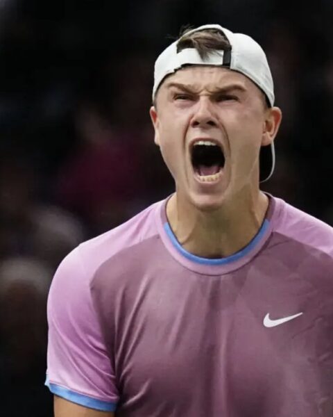 Rune beats Alex de Minaur, set semi-final clash with Zverev in Paris