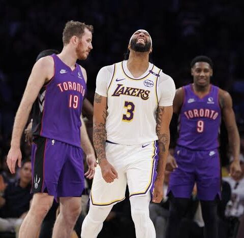 Los Angeles Lakers’ Anthony Davis Sidelined with Eye Injury Against Raptors.