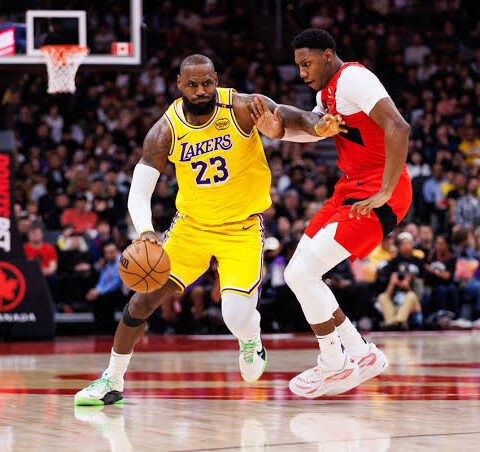 Los Angeles Lakers Dominate Toronto Raptors 123-103