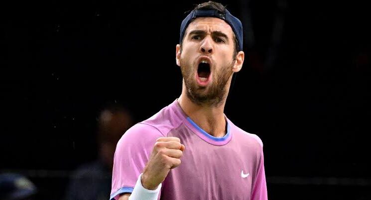 Khachanov ends losing run versus Dimitrov to reach the semis