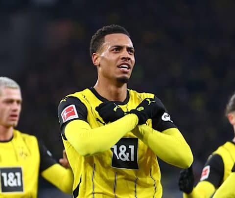 Dortmund takes comfortable win at home over Freiburg