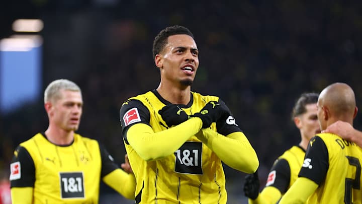 Dortmund takes comfortable win at home over Freiburg