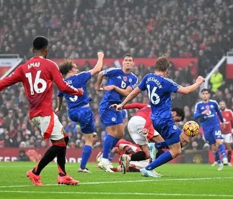 Manchester United 3-0 Leicester: Van Nistelrooy Signs off With Victory