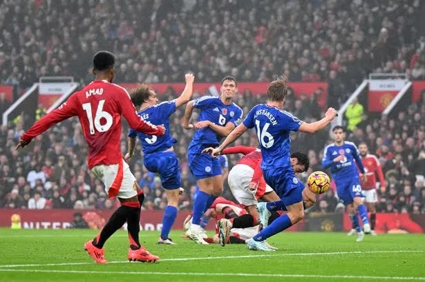 Manchester United 3-0 Leicester: Van Nistelrooy Signs off With Victory