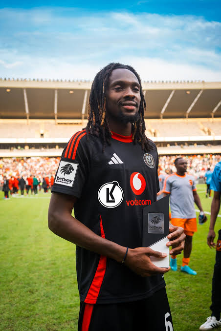 Olisa Ndah targets league title with Orlando Pirates - Six Sports Network