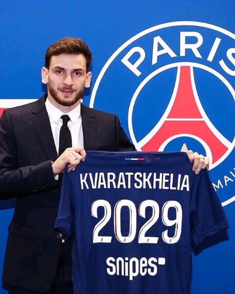 PSG seals move for Kvaratskhelia from Napoli