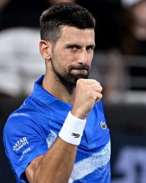 Djokovic makes it 20 wins in a row against Monfils to enter Brisbane’s last eight