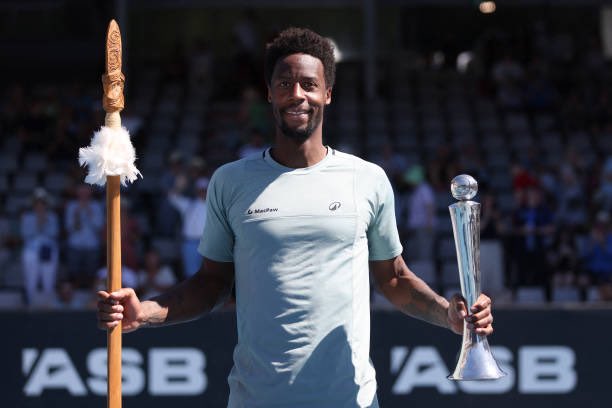 Monfils beats Bergs to clinch Auckland crown, makes history