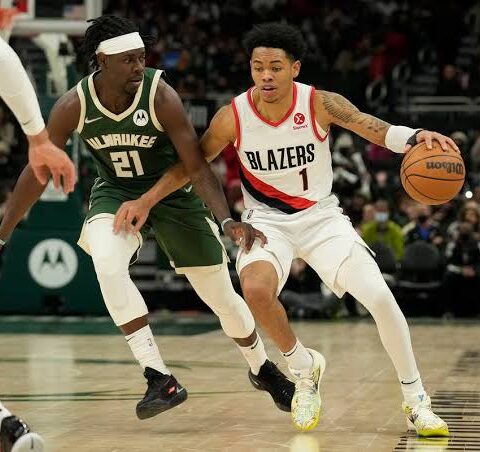 Simons Shines: Blazers outshines Bucks in Thrilling Contest