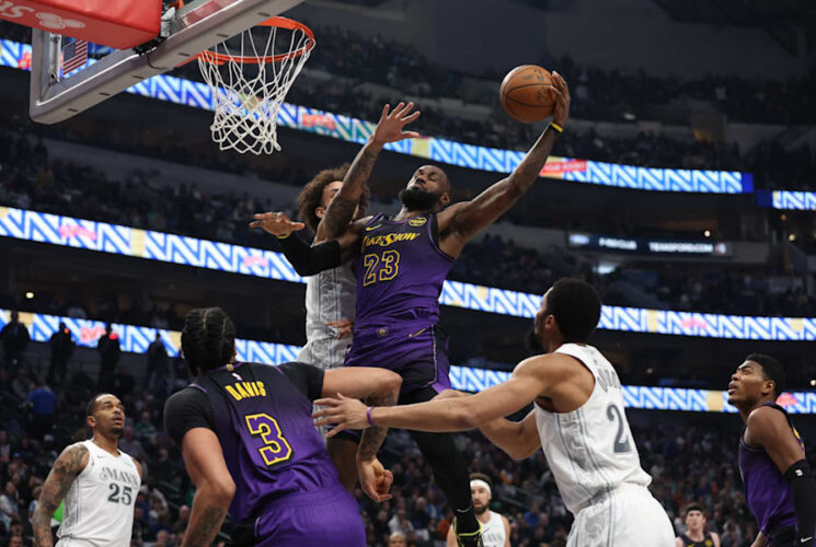 LeBron, Davis Not Enough: Lakers Lose to Mavericks