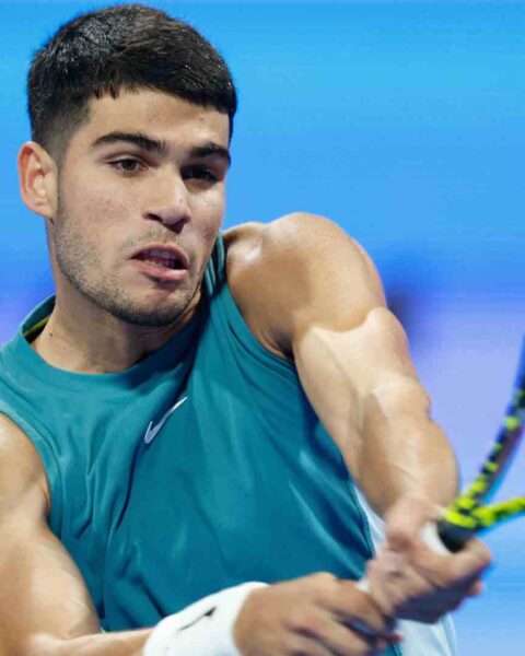 Alcaraz defeats Cilic to advance on debut at the Qatar ExxonMobil Open in Doha