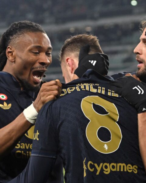 Juve defeats Verona to keep title race open